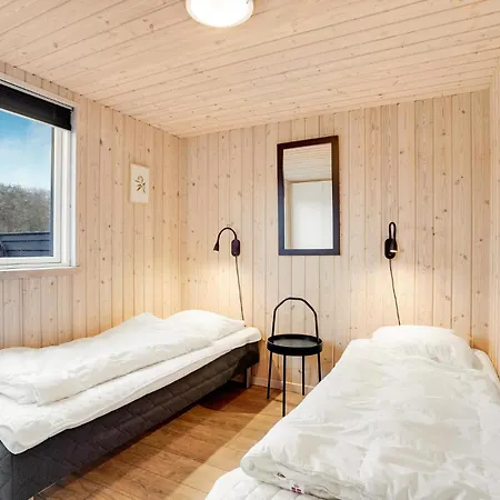 7 Bedroom In Hvide Sande Casa de Férias Nørre Lyngvig