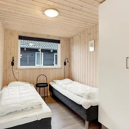 7 Bedroom In Hvide Sande Nørre Lyngvig