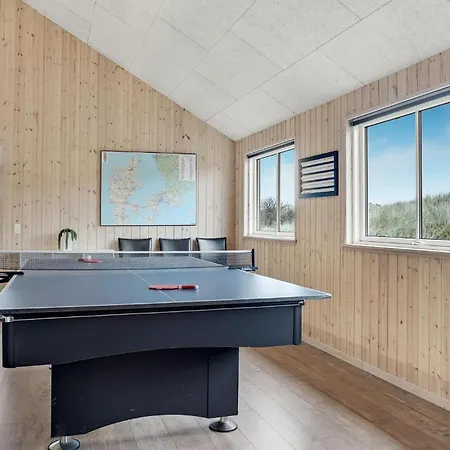 Casa de Férias 7 Bedroom In Hvide Sande *