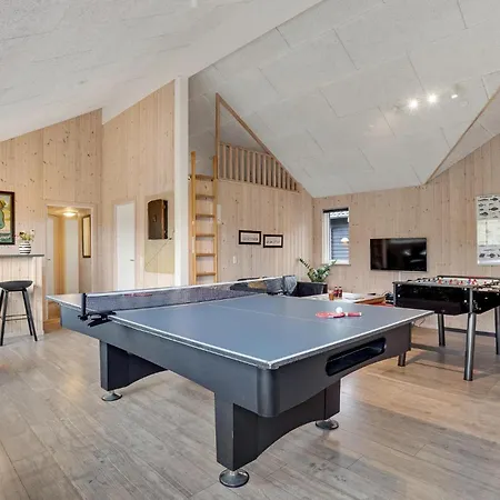 7 Bedroom In Hvide Sande Casa de Férias *
