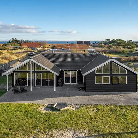 7 Bedroom In Hvide Sande